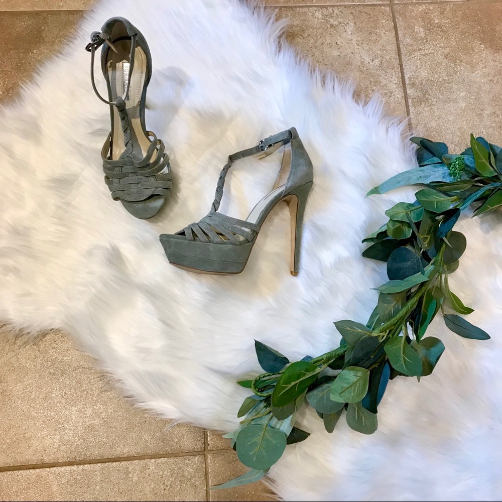 BCBGeneration Platform Heels 👠